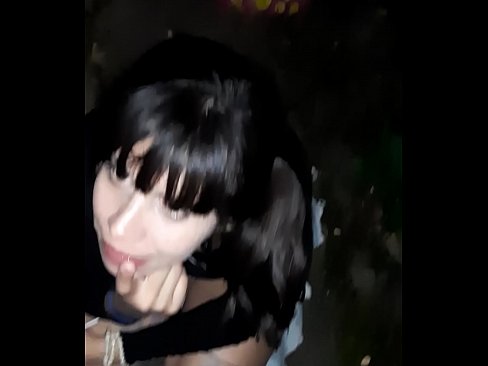 ❤️ 在街上腫脹的陰莖以換取糖果 色情 在我們 ☑